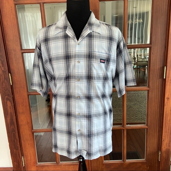 Dickies Plaid Button Down Shirt - Picture 1 of 8